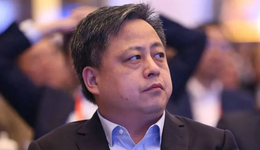 “非洲手機(jī)之王”困獸猶斗