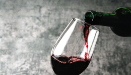 量價齊跌的葡萄酒市場，在結(jié)構(gòu)性調(diào)整中尋找新機