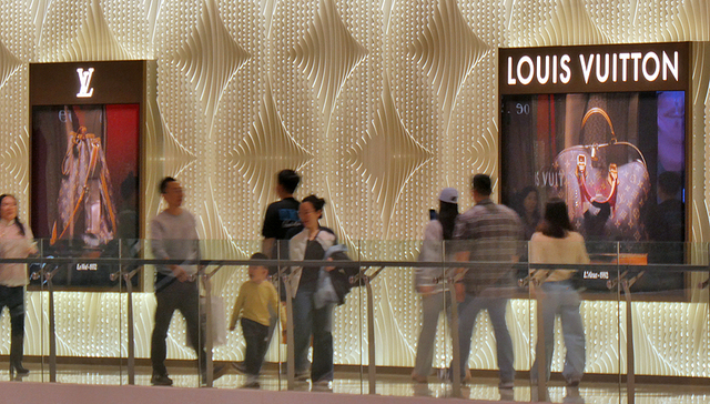 LVMH;reshuffles;China leadership;new LV China chairman