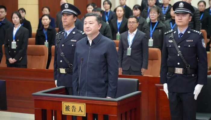 反腐聚焦海口市委原书记罗增斌;收钱敛财3.17亿;被判死缓