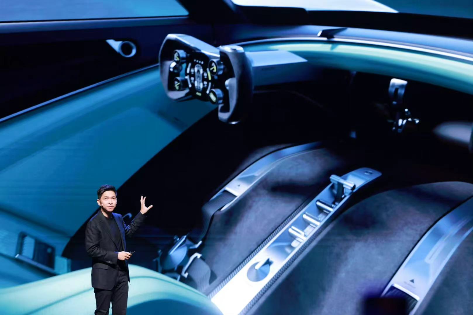 小米汽车在MWC展出实体概念车，未来没有量产计划