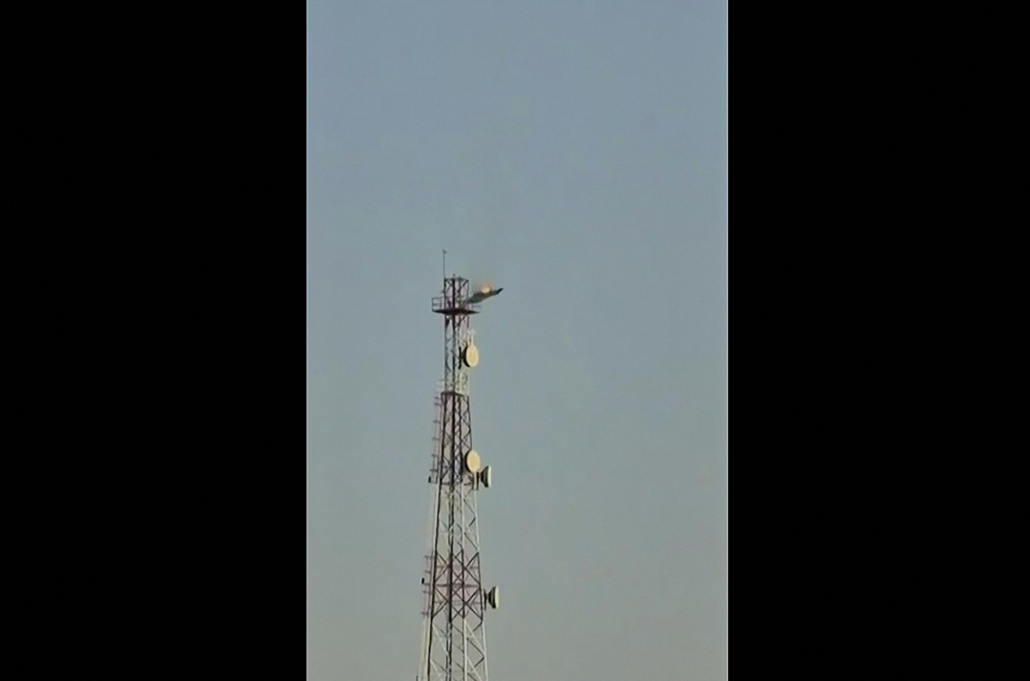 美军证实3架F15战机坠毁，“明显遭友军击落”