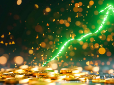 甲醇价格飙升带动个股大涨，相关公司表示影响有待观察，后续走势面临复杂考验