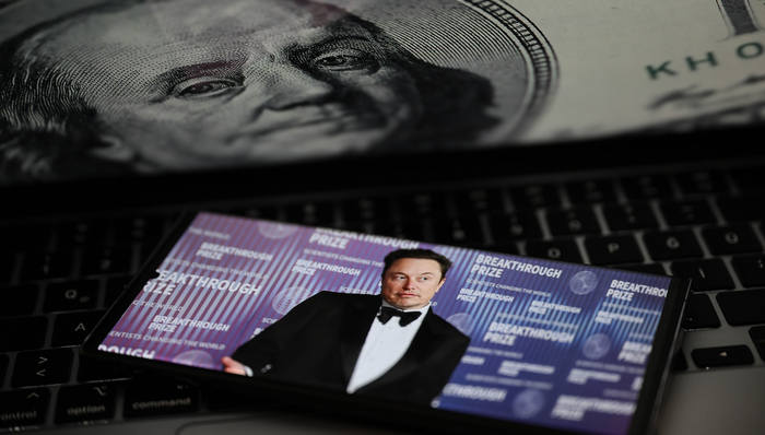 福布斯;3月全球十大富豪榜;马斯克;贝索斯;身家缩水