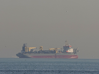 霍尔木兹+卡塔尔双断供：美伊战局的能源冲击波远超俄乌危机