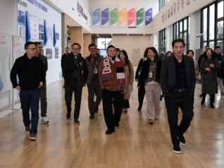 马云现身，阿里核心管理层罕见聚齐谈AI