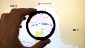 伊朗称已击毁十多艘油轮，美海军或在霍尔木兹海峡护航