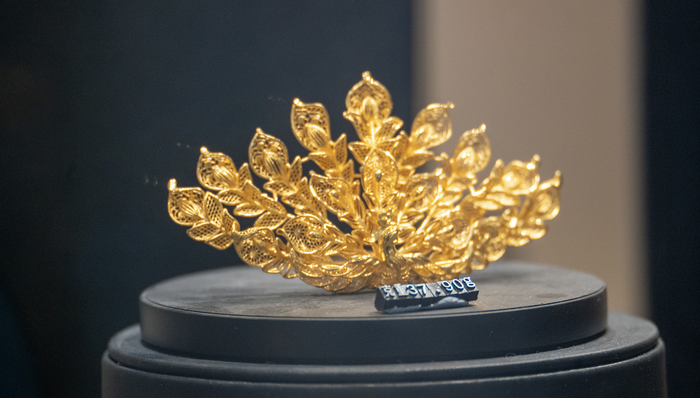 品牌金饰;跌超50元;克价跌破1600元