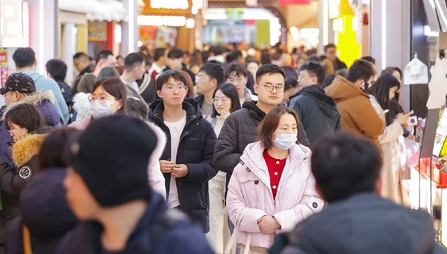 商场B1，加速分化