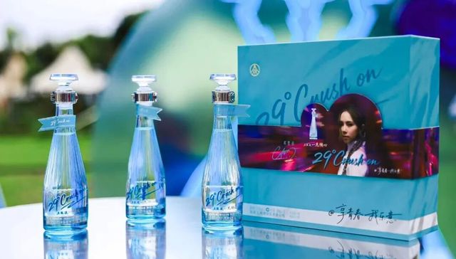 产能狂奔到存量博弈，谁能答好白酒“提质”考题？