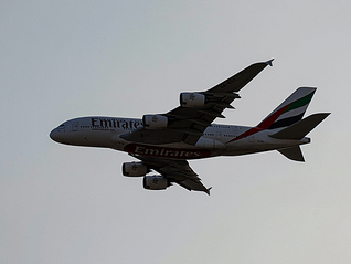 迪拜机场逐步恢复赴华航班， 32名“MSC神女号”邮轮滞留旅客乘直飞航班回国