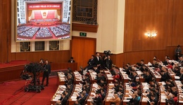 外资看两会：GDP目标设定更务实，产业政策注重纠偏