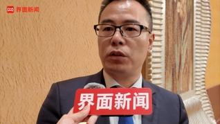 全国人大代表、上海熊猫集团采购经理李丰建议，加强外卖骑手外包用工管理