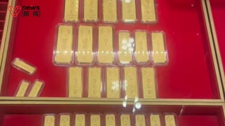 银行投资金条库存紧张，实探水贝金条供应仍充足，商户：黄金每克溢价5元以上