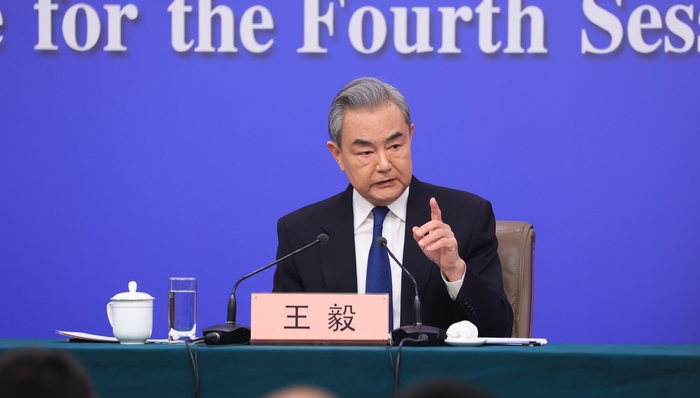 中国经济,中国;全球经济增长贡献率;七国集团;全球增长稳定动力源