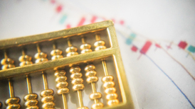 全国人大常委会工作报告:今年制定金融法、金融稳定法