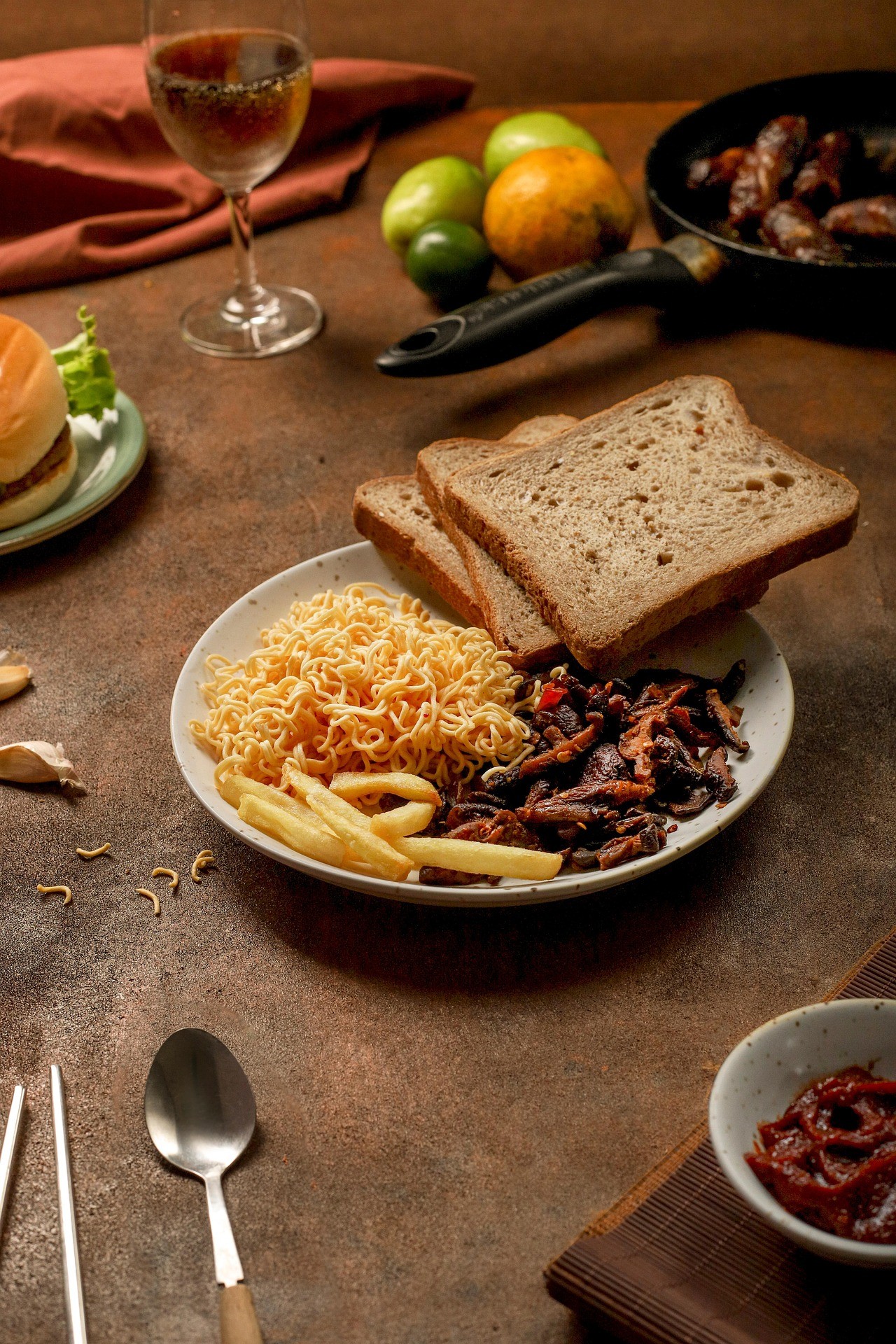 1773036644967609.jpg tiemaoanh-noodles-7660060_1920.jpg