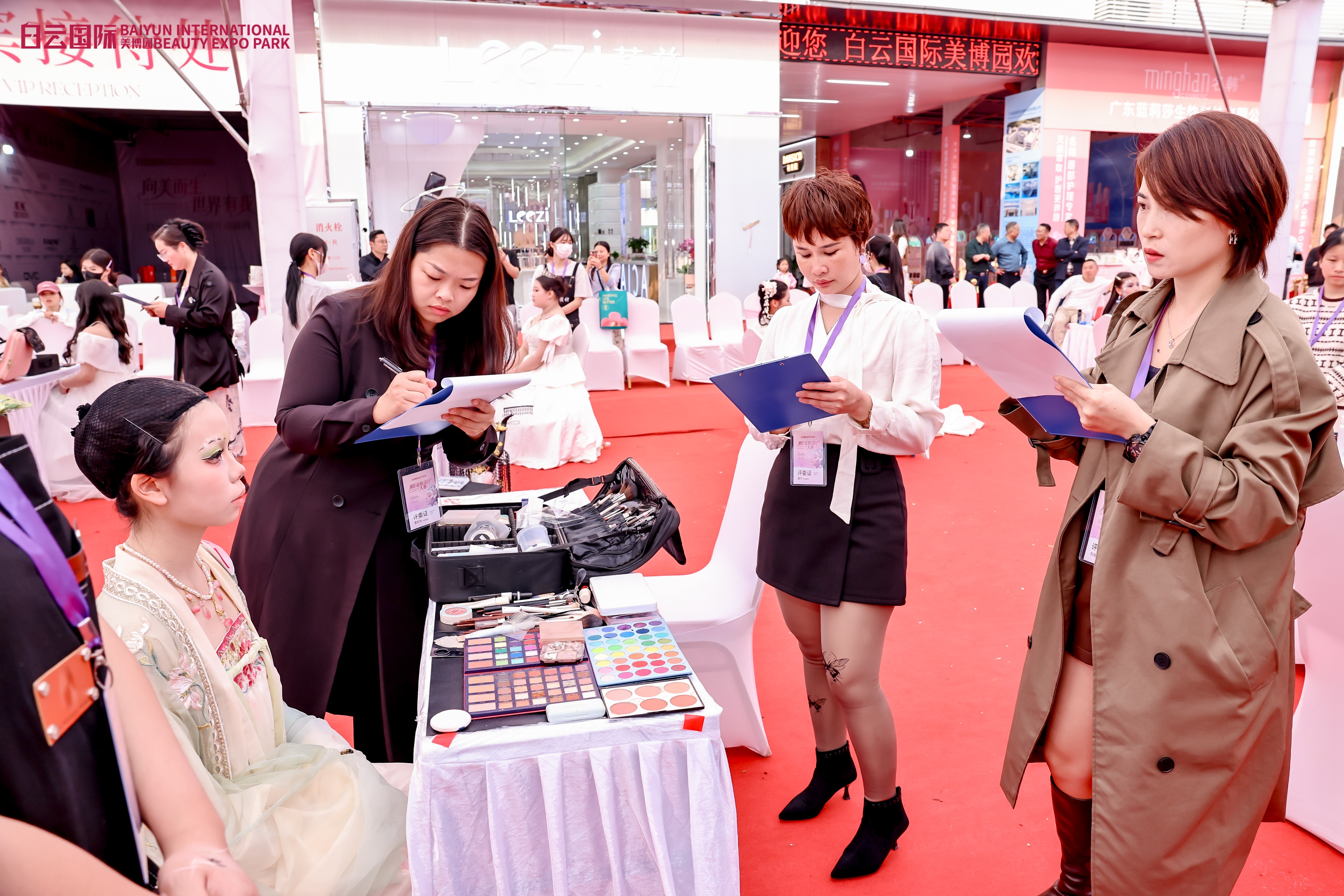 1773112946286422.jpg 评审团.JPG