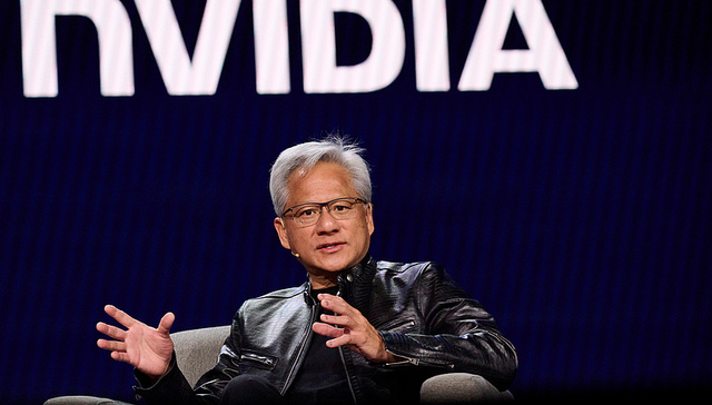 黄仁勋;传统软件;APP;智能体;主流