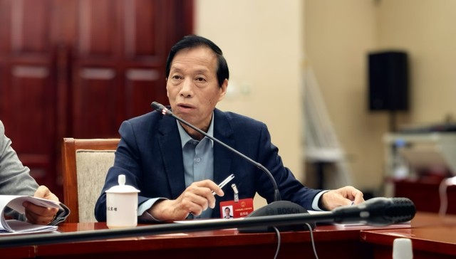 全国人大代表雷茂端;70周岁以上农民;养老金;逐步提高至每月500元;3年时间