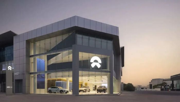 蔚来首次实现季度盈利，钱从哪来？能否持续? | 电厂