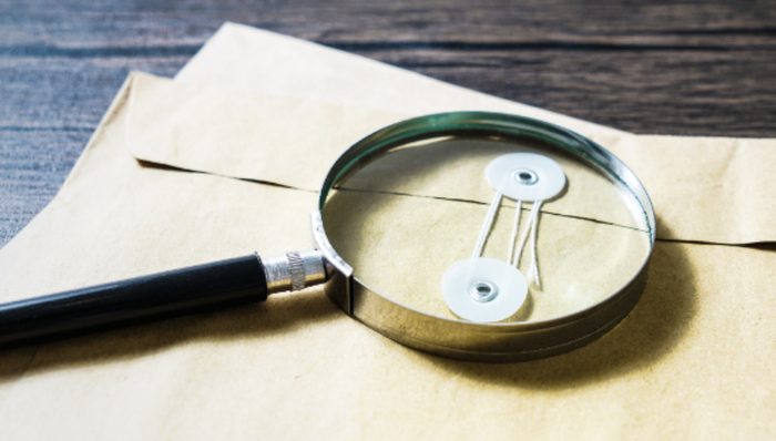 雇员;香港廉署;国泰君安国际;紧急公告