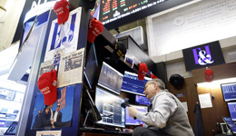 “复仇宣言”引爆市场：油价狂飙10%，美股崩跌，黄金跳水