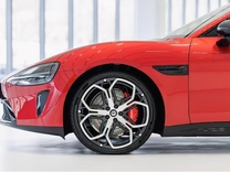 雷军称新一代小米SU7将于本月正式发布，之后开启大规模交付 