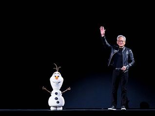 黄仁勋：英伟达旗舰算力芯片2027年或带来1万亿美元营收