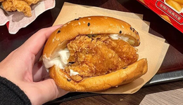 华莱士是如何从 “下沉之王” ，到黯然退市的？