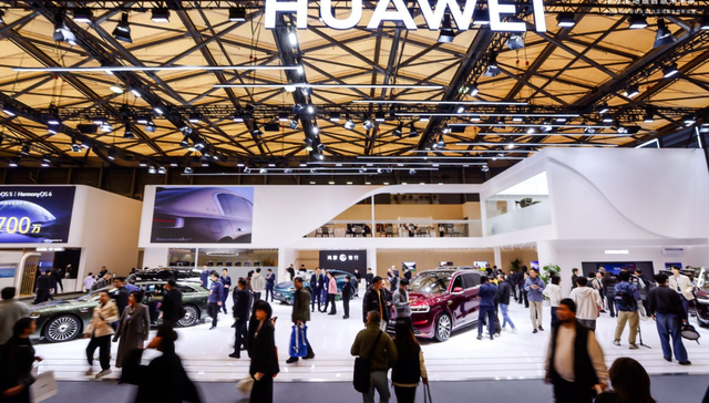 鸿蒙生态版图;华为技术展;鸿蒙智行车