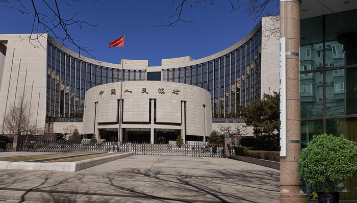 央行,央行；货币政策；防范化解金融风险