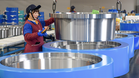 前两个月财政收入增速由负转正，支出端正靠前发力