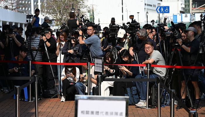 香港火灾独立委员会首场听证会：起火直接原因最有可能是烟头