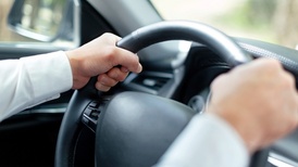 道路运输从业人员年龄上限放宽至63岁，包含出租车和网约车司机吗？