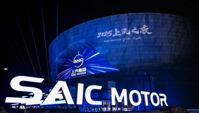 自主向上，合资焕新：上汽如何把技术储备变成双线爆款