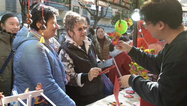 入境消费,;扩大免签“朋友圈”;优化离境退税;入境消费;重磅政策支持