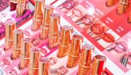 连续4年亏损超10亿，高端美妆零售巨头怎么就不“香”了？