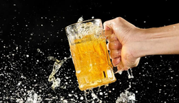 告别山城“内耗”后，重庆啤酒陷“青黄不接”困局