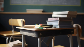 教育部“20条禁令”：严禁教师有偿补课或通过直播打赏等向家长变相索财