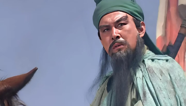 张凌赫被嘲“粉底液将军”，网友到底在不满什么？