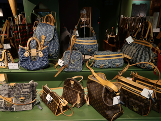 中國二手奢侈品涌向海外