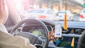 界面调查｜一位“90后”网约车司机之死：被骗网贷、被催债和致命的绝望