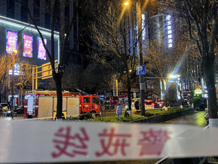 山西太原一高层建筑发生火灾，已致3人死亡23人受伤