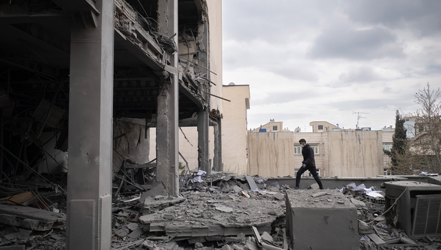 伊朗,美国,;伊朗军方;波斯湾;美国军人;特朗普;错误决策;美军;死亡泥潭