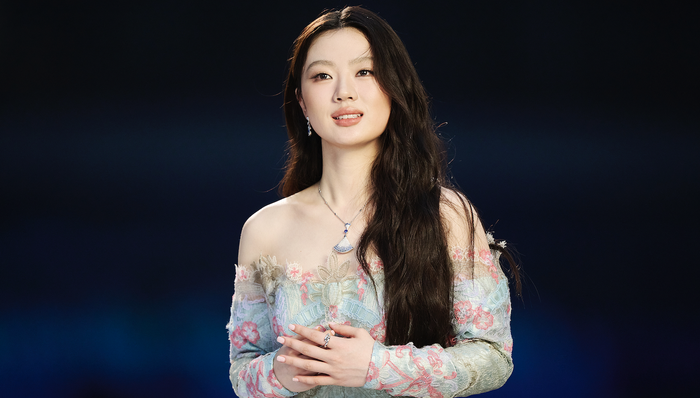 单依纯;翻唱遭控诉;尊重版权;商演合规