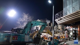 地方新闻精选 | 黑龙江海林市建筑坍塌共致7人遇难 九寨沟栈道上出现野生大熊猫