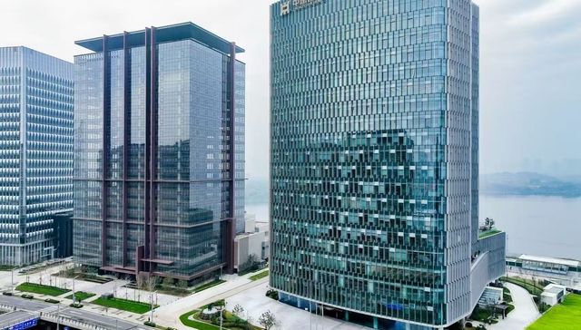 中原银行;2025年报;高质量发展;稳中有进;进中提质