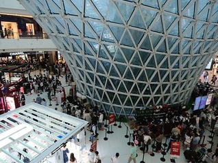 中国中免为什么在上海市场遭遇了大跌?