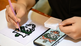 想靠拼豆店翻身的年轻人，傻眼了